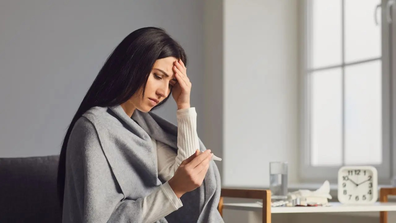 Cosa fare quando si ha la febbre alta? I consigli utili