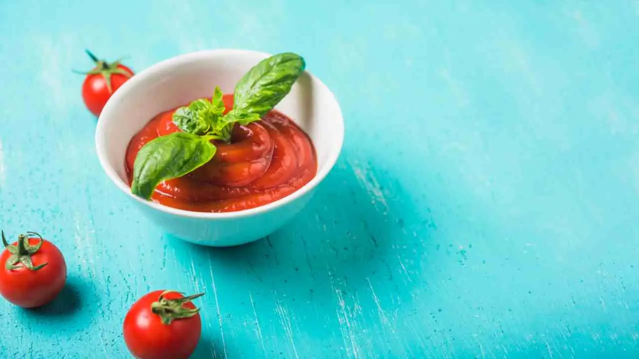 Non mangiare questa salsa di pomodoro: ecco il perché